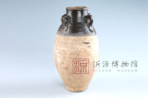 金酱釉四系瓷瓶