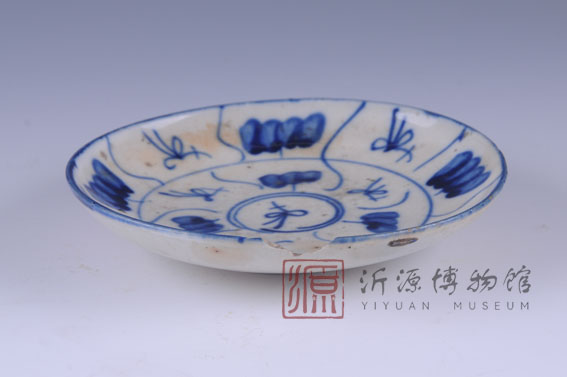 清白釉青花瓷碟