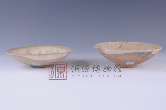 宋白釉瓷碗