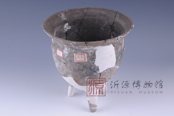 新石器时代龙山文化绳纹双耳灰陶鼎