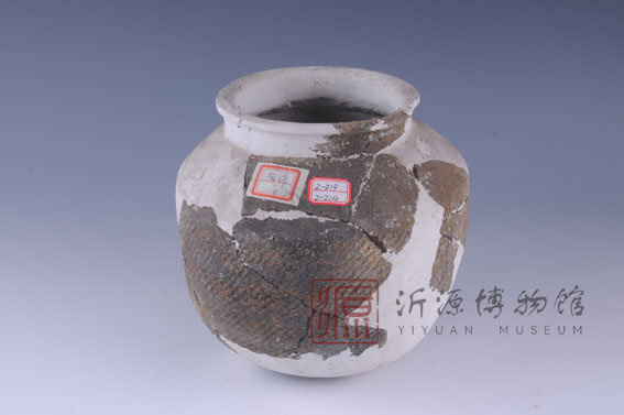 春秋绳纹灰陶罐
