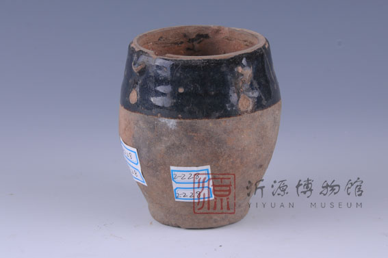 清酱釉四系瓷罐