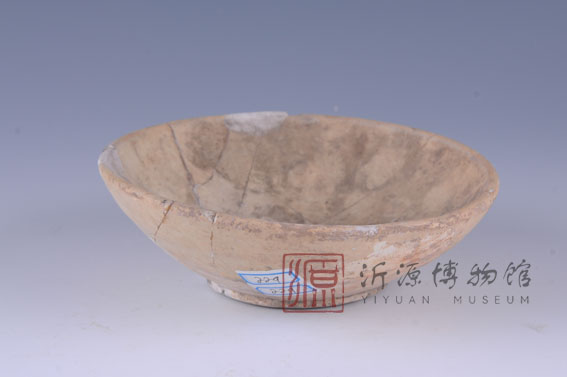 宋白釉瓷碗