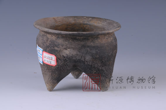 春秋绳纹灰陶鬲