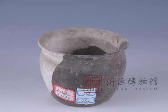 春秋灰陶罐