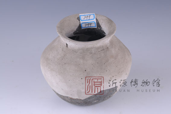 西周灰陶罐
