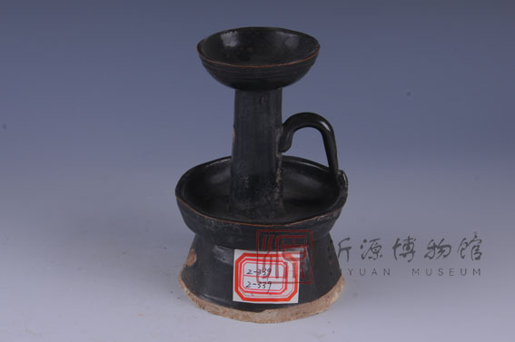 清黑釉瓷灯