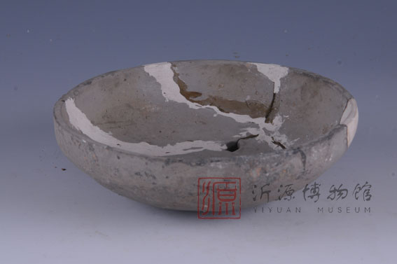 战国林字灰陶器物盖