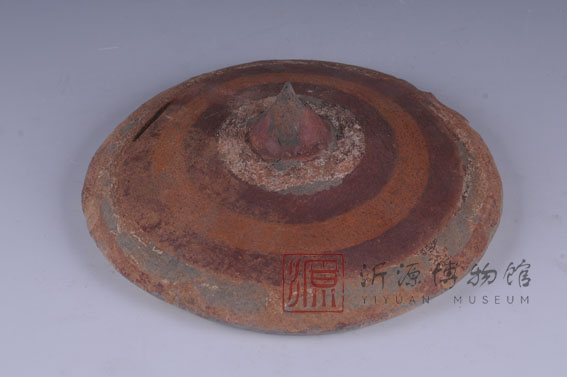 战国彩绘灰陶器物盖