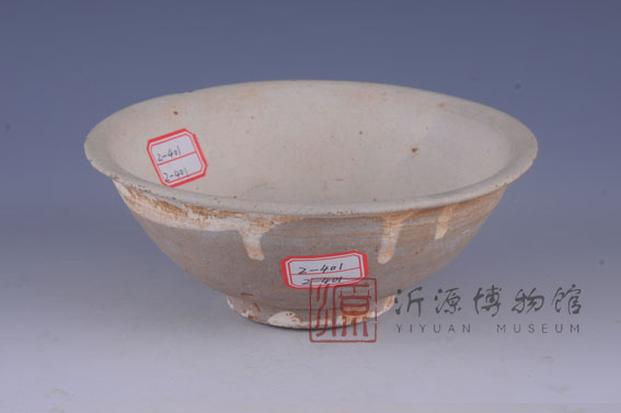 元白釉瓷碗
