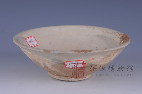 元白釉瓷碗