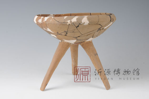 新石器时代大汶口文化钵形褐陶鼎