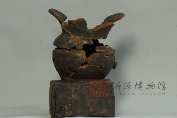 战国带盖龙耳方座陶簋