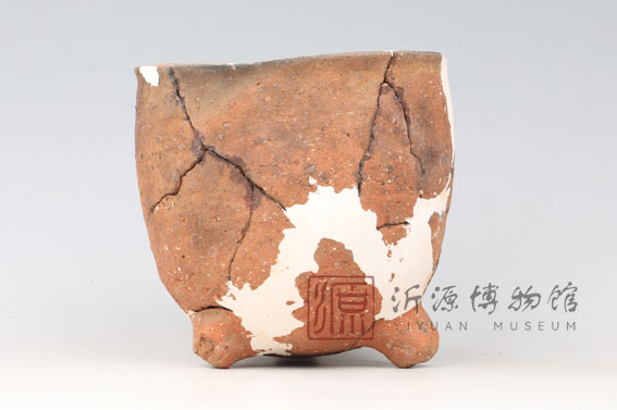 大汶口文化时期陶鼎
