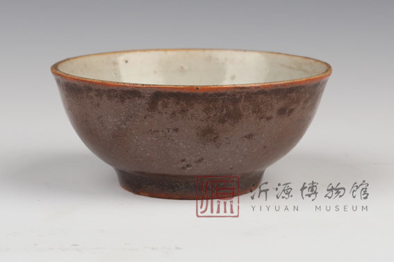 清酱釉茶碗