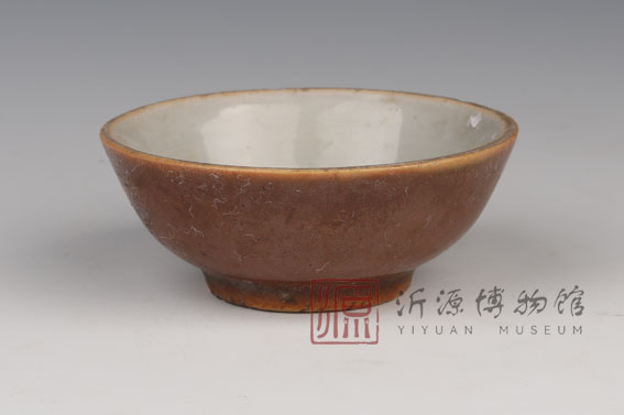 清酱釉茶碗