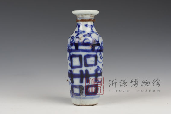 清青花瓶