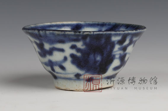 清青花茶碗