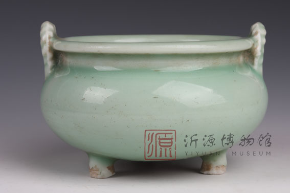 清豆青釉香炉