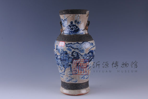 清仿成化斗战图二系瓷瓶