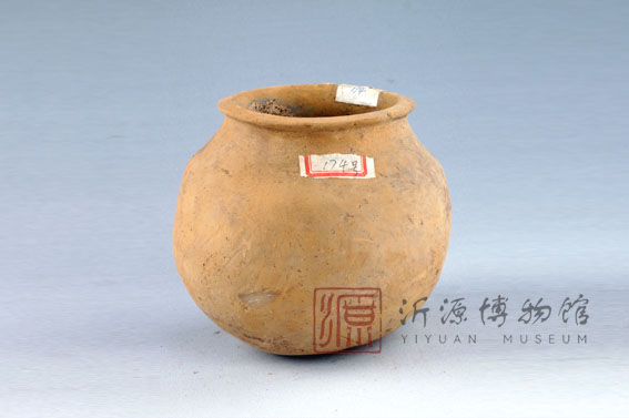 东周褐陶罐