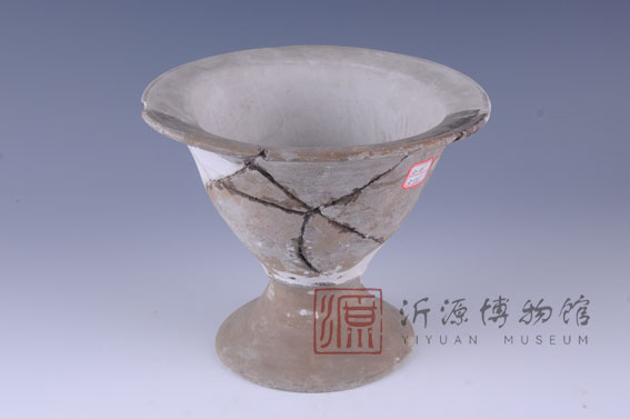 西周褐陶簋