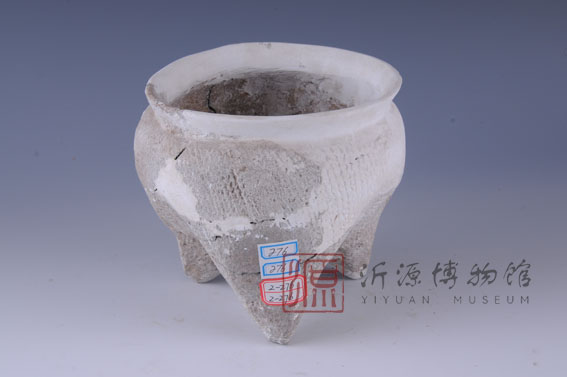 春秋绳纹灰陶鬲